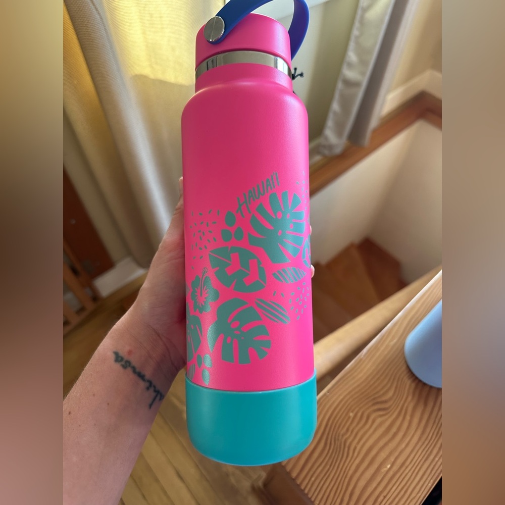 Hydro Flask Hawaii Flamingo Limited Edition